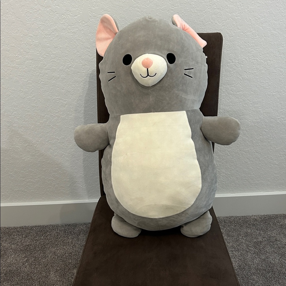 Like New Large Gray and Cream Mouse Plush Stuffy